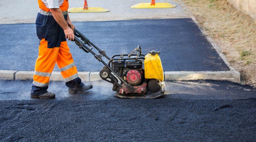 Professional gutter cleaning in Bowman, GA